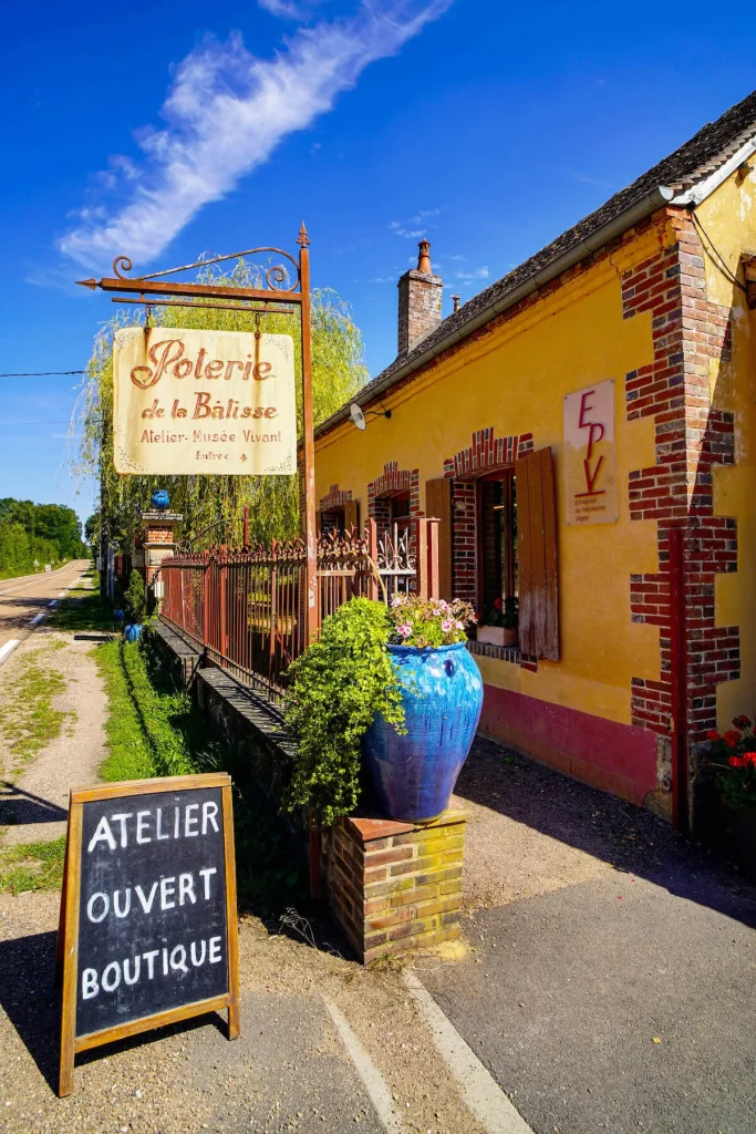 Pottery of the Bâtisse to visit for lovers of pottery art