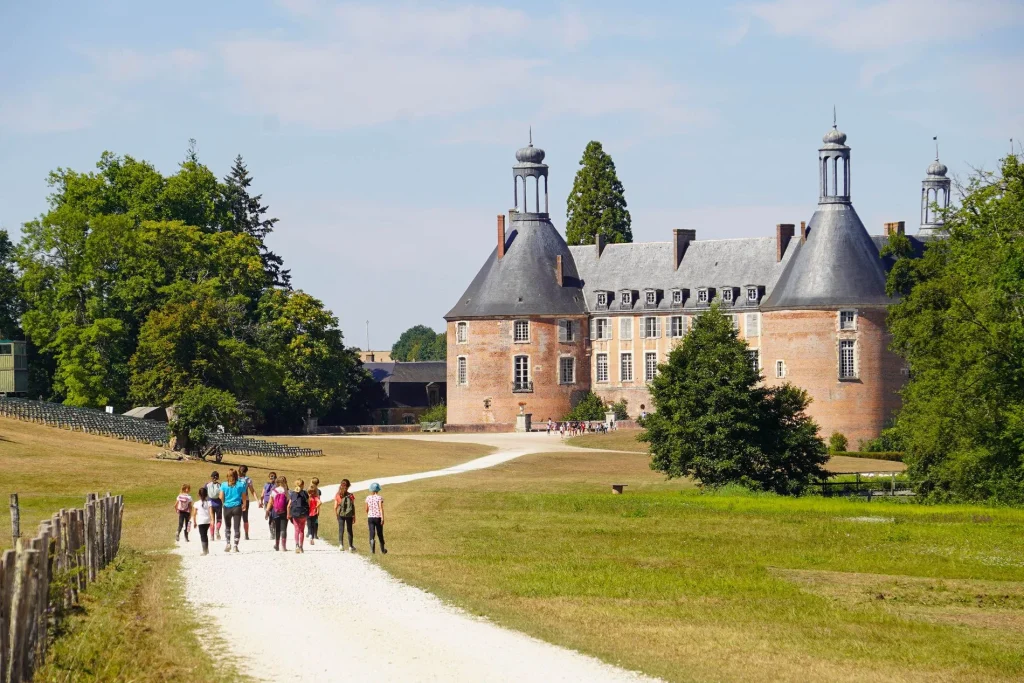 Groupe scolaire au château de Saint-Fargeau