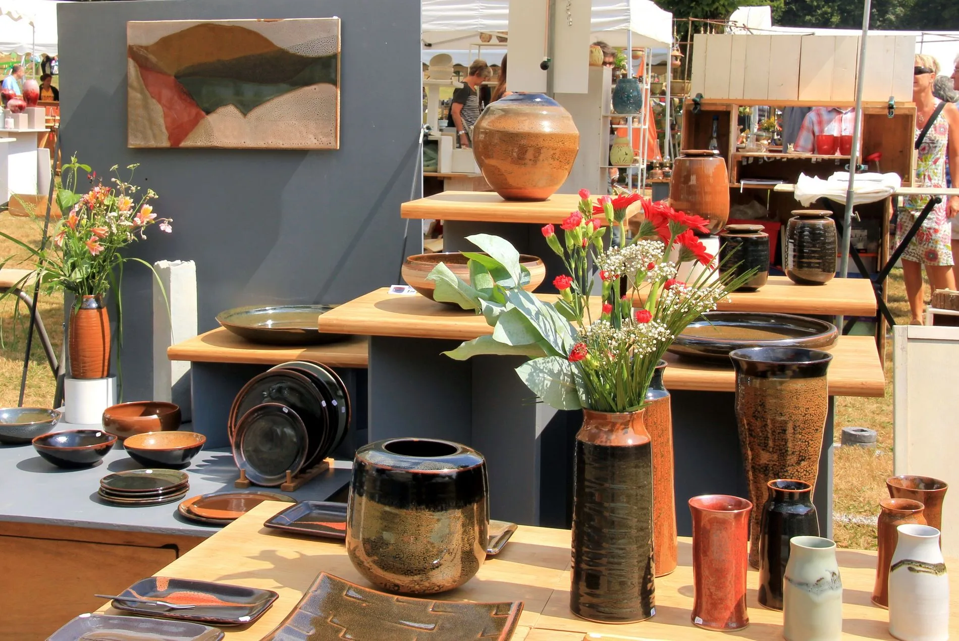 Potters' fair in Saint-Sauveur-en-Puisaye