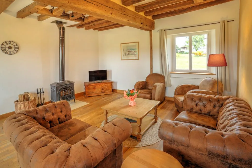 the living room of the gîte la Bergerie