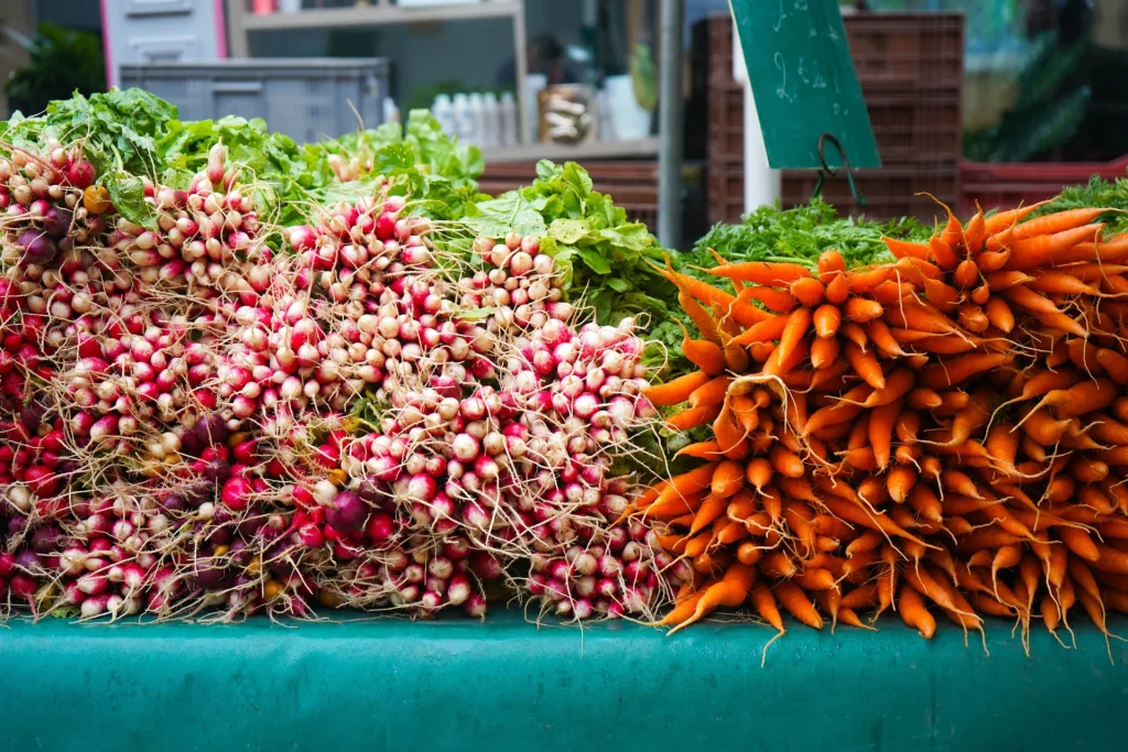 Radish and carrot stand at the Toucy market