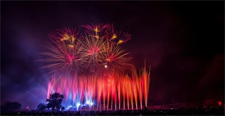 Spectacle pyromélodique de Rogny-les-sept-écluses