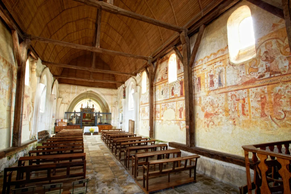 Mural paintings of the church of Moutiers-en-Puisaye