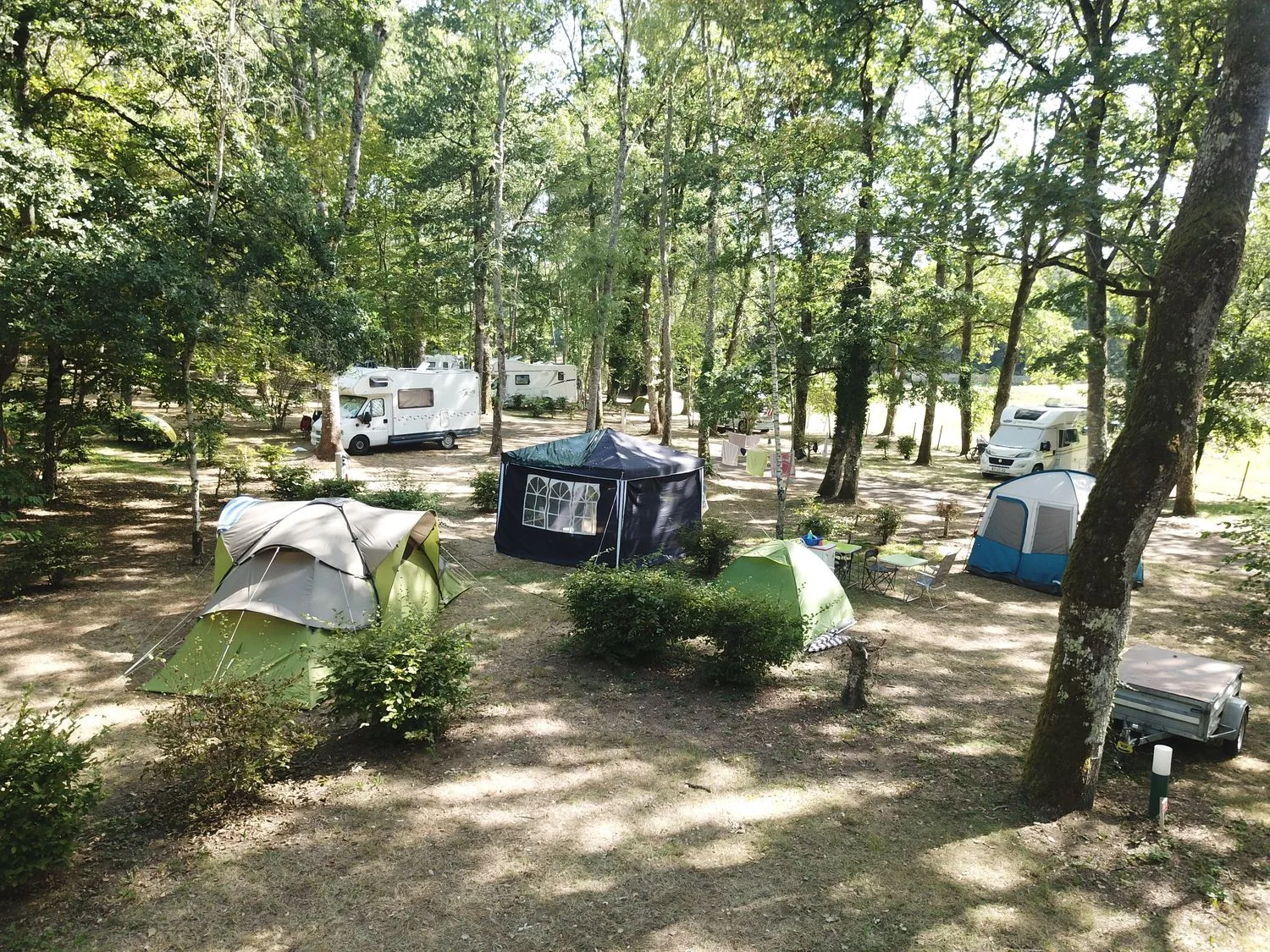 Camping de la Calanque à Saint-Fargeau en Puisaye proche Lac du Bourdon