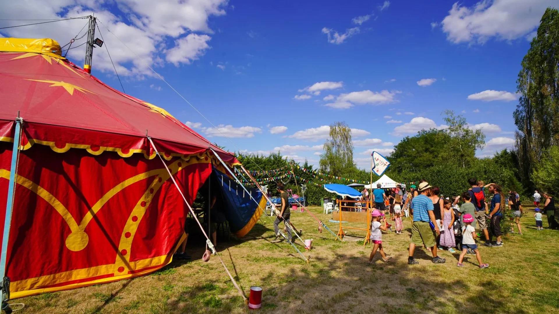 Fest'o Chap' Festival in Tannerre en Puisaye