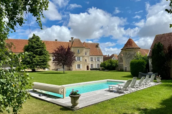château de Thury, gite de groupe et cousinade en Puisaye près de Paris
