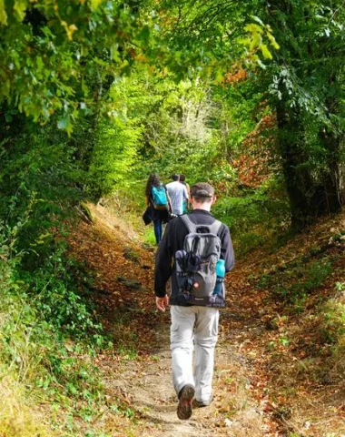 randonnée entre amis au Bourdon