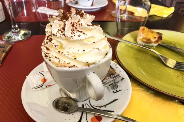 hot chocolate at the Auberge de Bourgogne in Charny