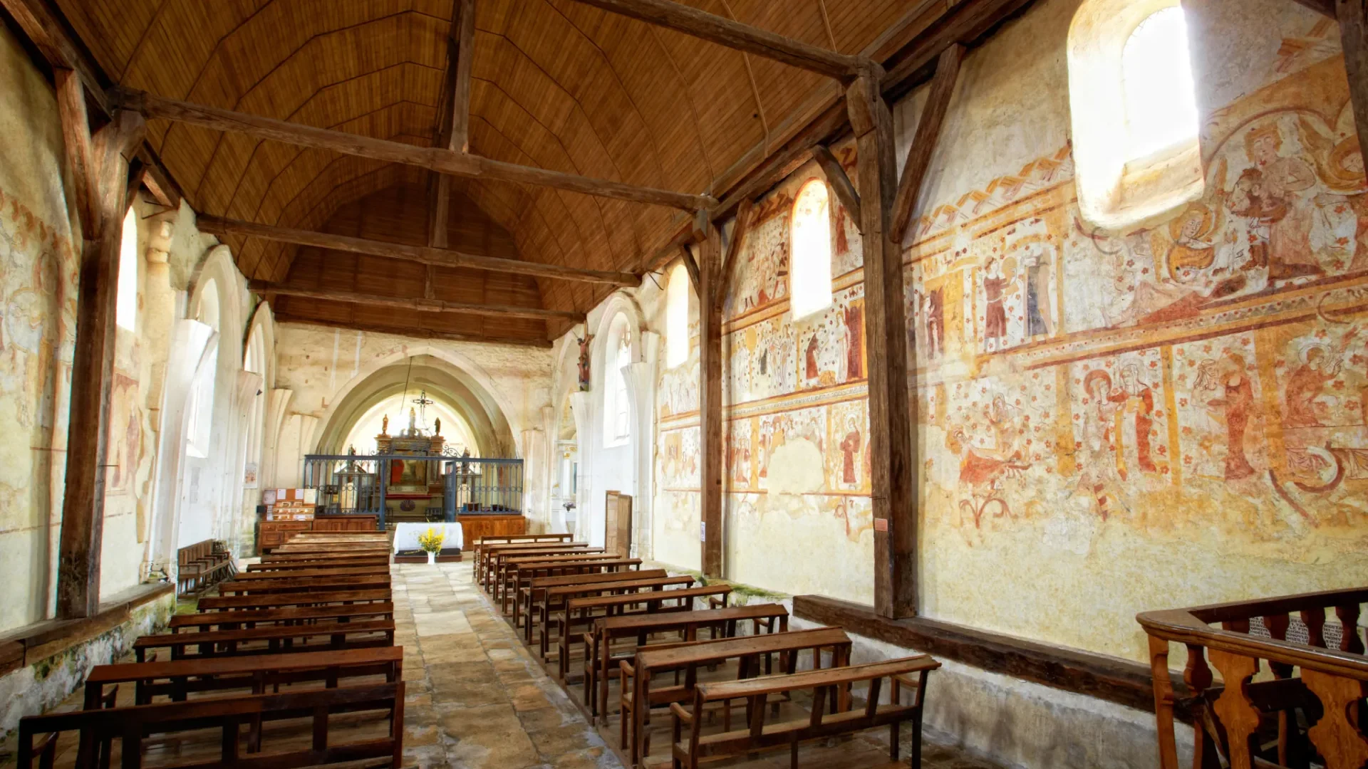 Mural paintings of the church of Moutiers-en-Puisaye