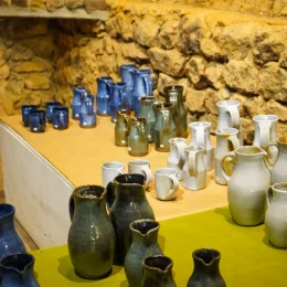 Poteries et grès du château de Ratilly