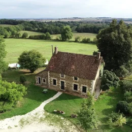 Gîte de Bourg-sans-paille à Treigny en Puisaye