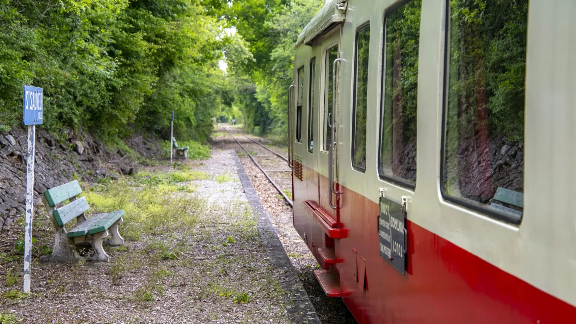 Le Train Touristique de Puisaye-Forterre à Toucy