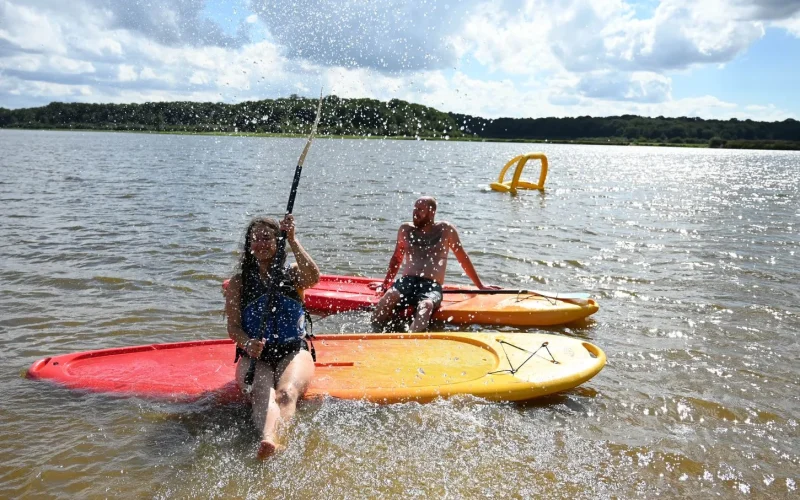 Activités nautiques sur le lac du Bourdon