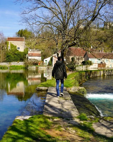 En balade à Druyes-les-Belles-Fontaines en hiver