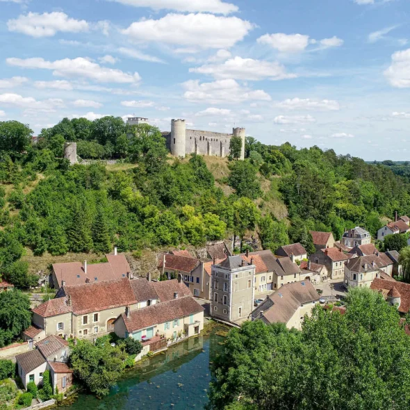 Village de Druyes-les-Belles-Fontaines