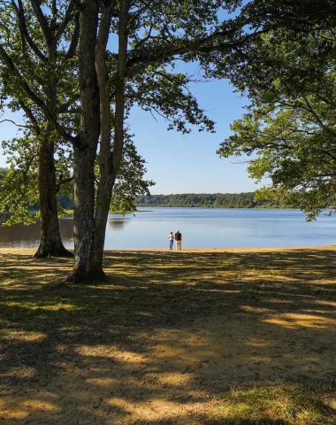 Plage du lac du Bourdon à Saint-Fargeau